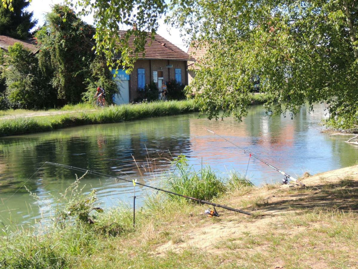 Camping Du Canal Kembs ภายนอก รูปภาพ