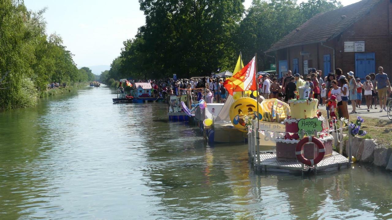 Camping Du Canal Kembs ภายนอก รูปภาพ